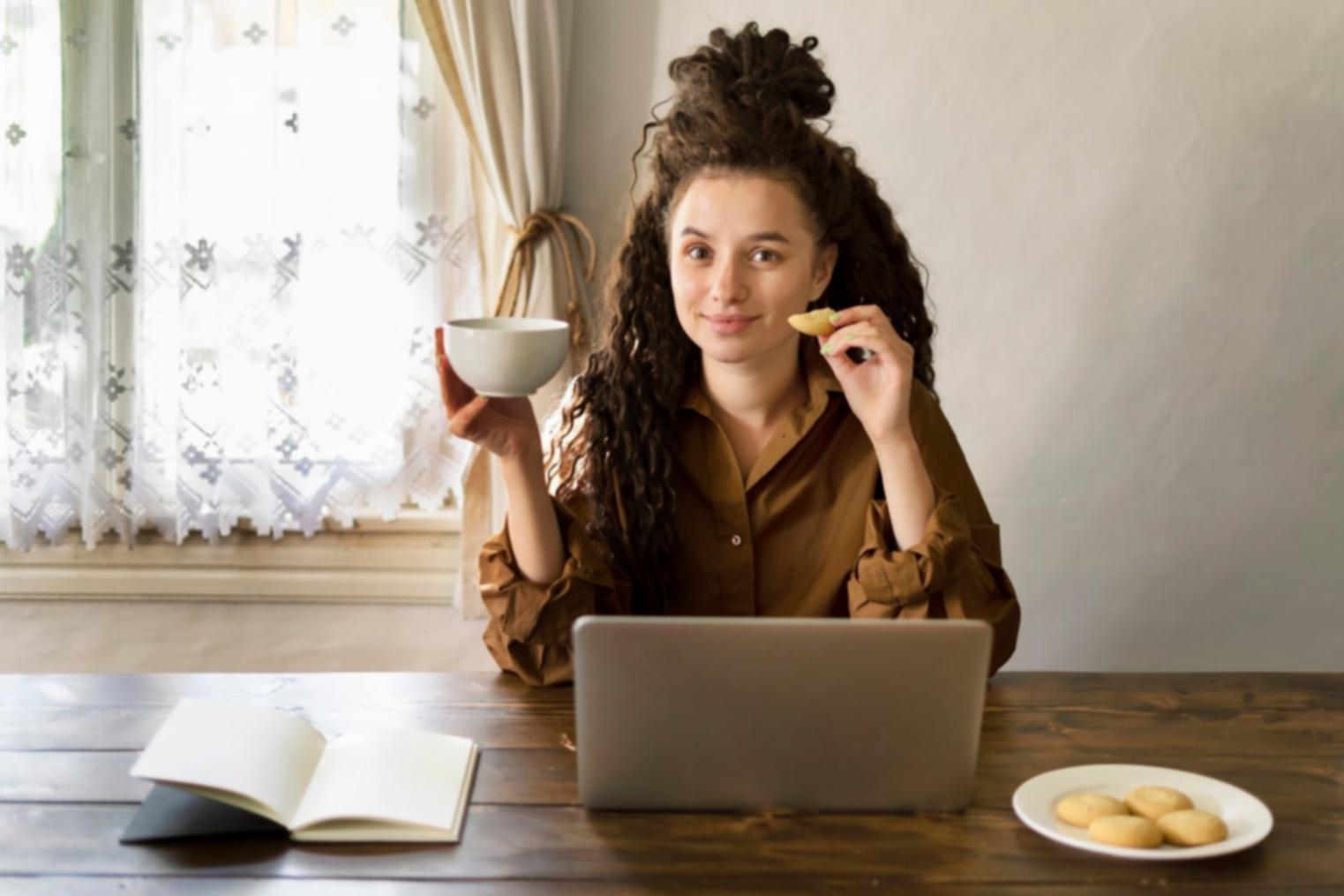 Student připravený na online kurz s optimálním technickým vybavením